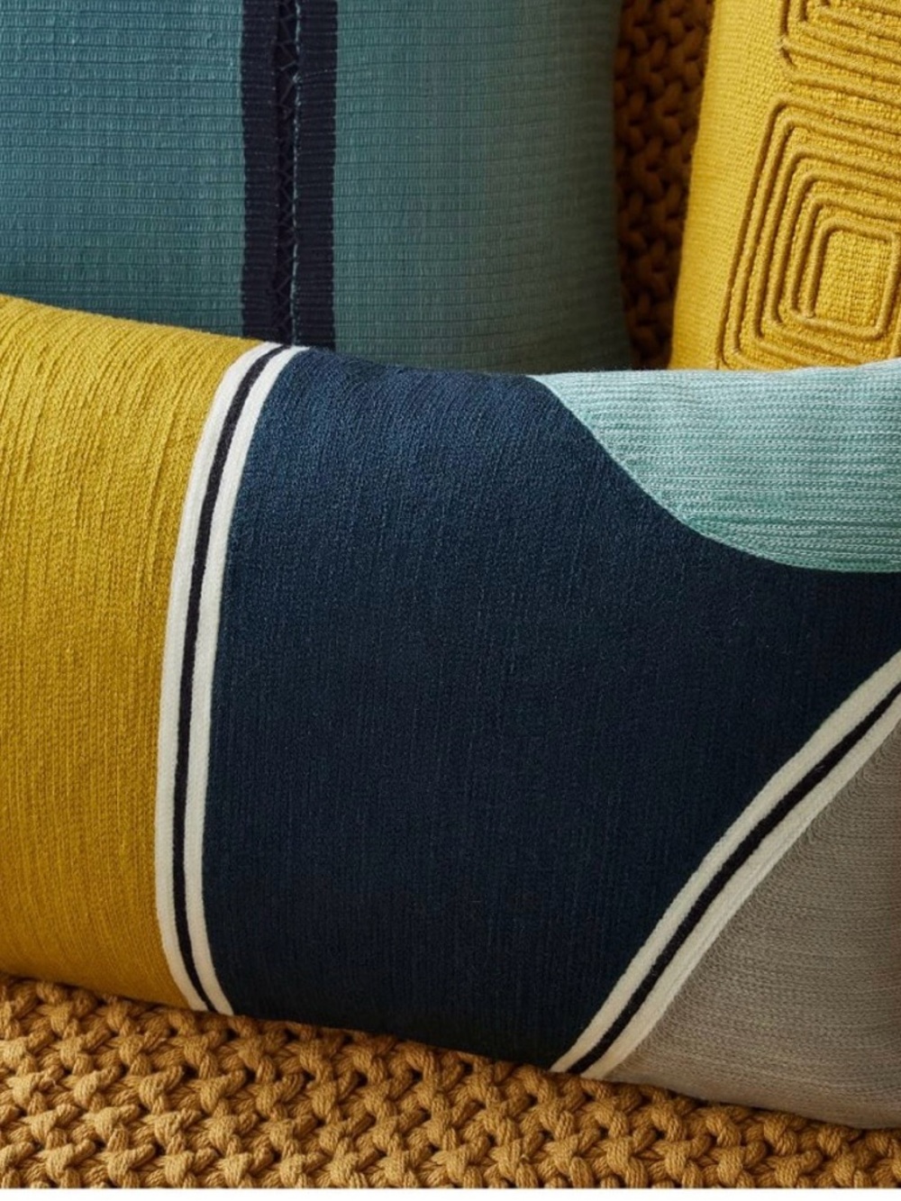 West Elm Geometric Crewel Stitch Lumbar Pillow Cover NWT
